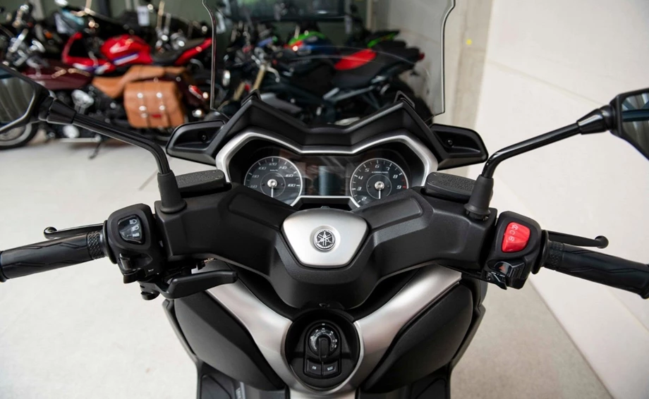 Angebot Yamaha XMAX 400 Bild 7: Angebot Yamaha XMAX 400