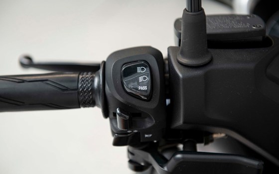 Gebrauchtmotorrad Yamaha XMAX 400 - Bild 8