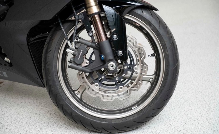 Angebot Suzuki GSX-R 1000 Bild 15: Angebot Suzuki GSX-R 1000