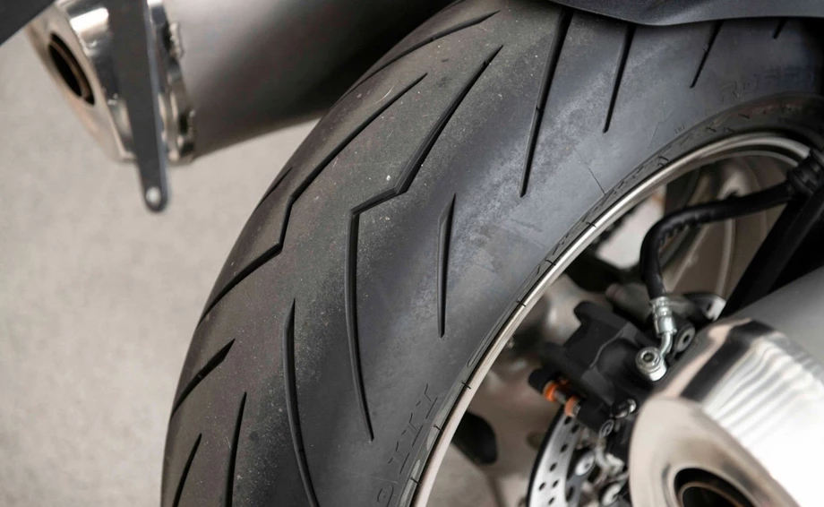 Angebot Suzuki GSX-R 1000 Bild 17: Angebot Suzuki GSX-R 1000