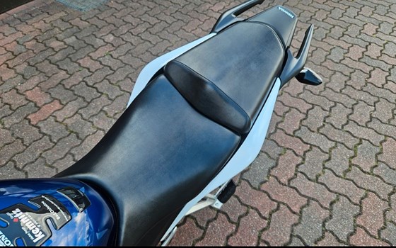 Gebrauchtmotorrad Honda CBR 250 R - Bild 10