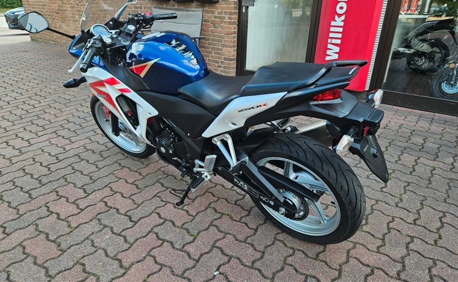 Offer Honda CBR 250 R Bild 3: Offer Honda CBR 250 R