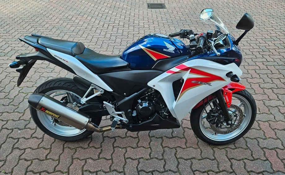 Offer Honda CBR 250 R Bild 5: Offer Honda CBR 250 R