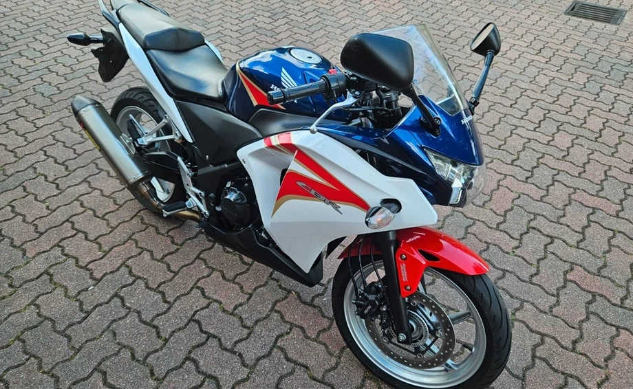Offer Honda CBR 250 R Bild 6: Offer Honda CBR 250 R
