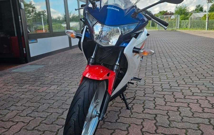 Offer Honda CBR 250 R Bild 7: Offer Honda CBR 250 R