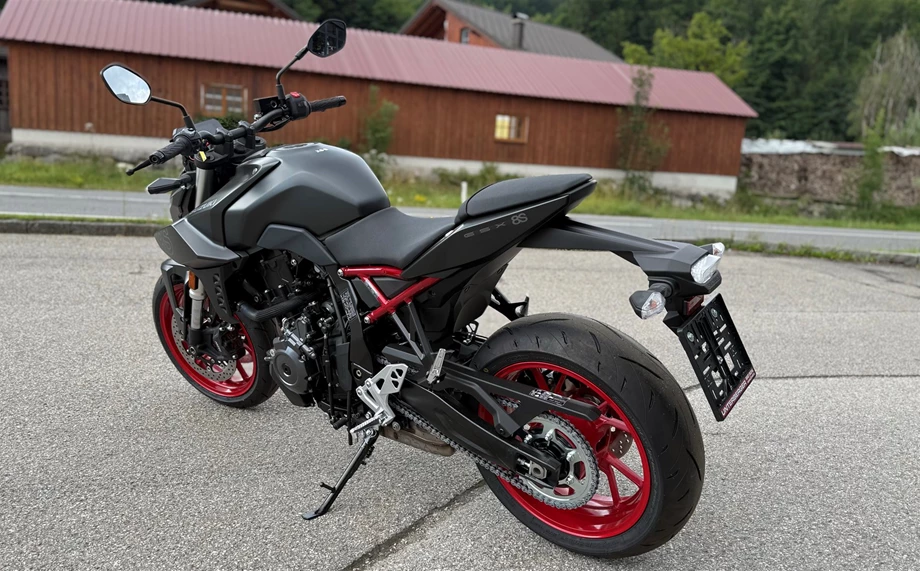 Angebot Suzuki GSX-8S Bild 2: Angebot Suzuki GSX-8S