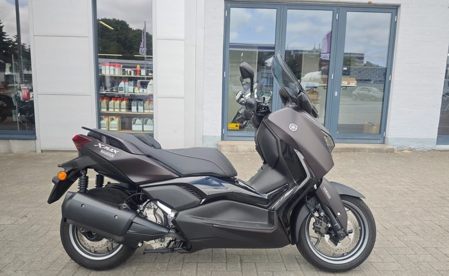 Angebot Yamaha XMAX 300 Tech MAX Bild 1: Angebot Yamaha XMAX 300 Tech MAX