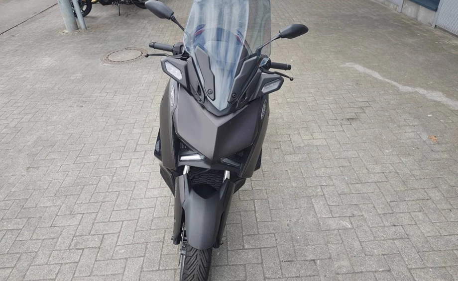Angebot Yamaha XMAX 300 Tech MAX Bild 7: Angebot Yamaha XMAX 300 Tech MAX