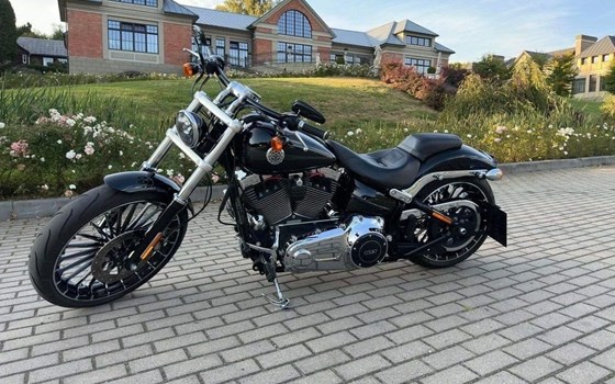 Gebrauchtmotorrad Harley-Davidson Softail Breakout FXSB - Bild 11 Gebrauchtmotorrad Harley-Davidson Softail Breakout FXSB - Bild 11