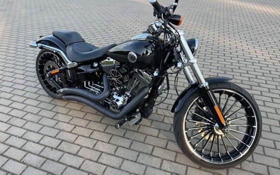 Gebrauchtmotorrad Harley-Davidson Softail Breakout FXSB - Bild 9 Gebrauchtmotorrad Harley-Davidson Softail Breakout FXSB - Bild 9