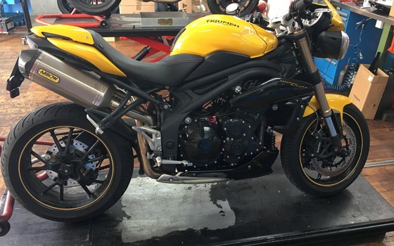 Motorrad Occasion Triumph Speed Triple 1050 - Bild 2