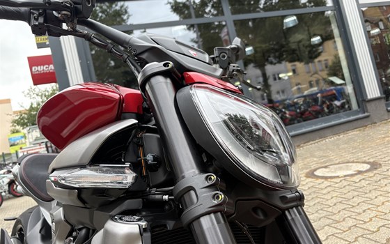 Neufahrzeug Ducati XDiavel V4 - Bild 13