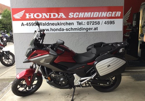 Honda NC750X DCT