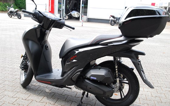 Neufahrzeug Honda SH150i - Bild 6