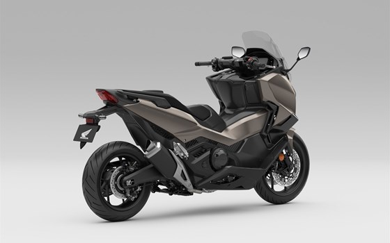 Neufahrzeug Honda Forza 750 - Bild 10 Neufahrzeug Honda Forza 750 - Bild 10