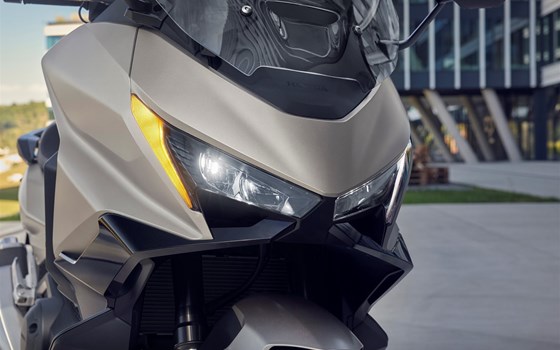 Neufahrzeug Honda Forza 750 - Bild 16 Neufahrzeug Honda Forza 750 - Bild 16