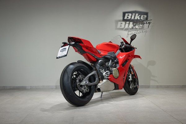 Ducati Panigale V4 (rot) - Bild 2