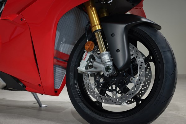 Ducati Panigale V4 S (rot) - Bild 3