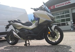 Neumotorrad Honda Forza 750