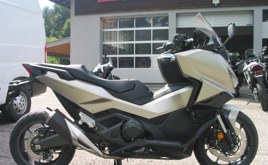 Offer Honda Forza 750 Bild 5: Offer Honda Forza 750