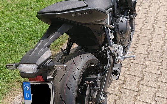 Gebrauchtmotorrad Suzuki GSX-8R - Bild 7