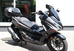 Neumotorrad Honda Forza 125