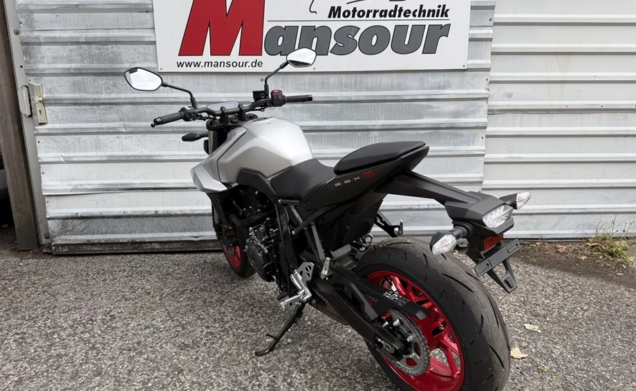 Angebot Suzuki GSX-8S Bild 4: Angebot Suzuki GSX-8S