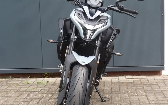 Neufahrzeug CFMOTO 675NK - Bild 9
