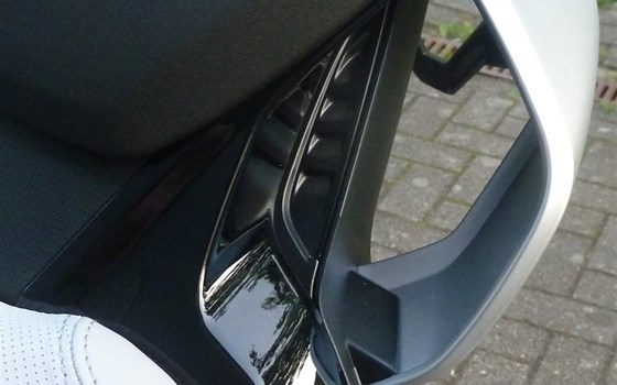 Neufahrzeug CFMOTO 675SR-R - Bild 13