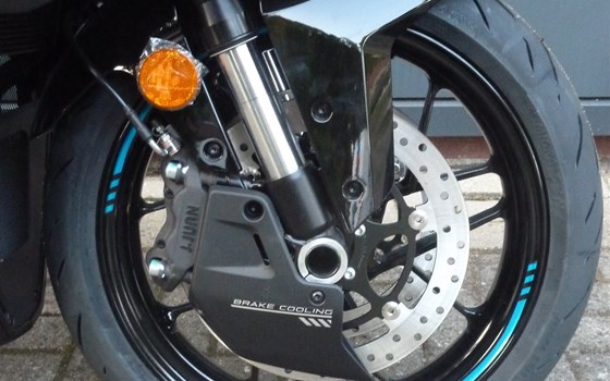 Neufahrzeug CFMOTO 675SR-R - Bild 9