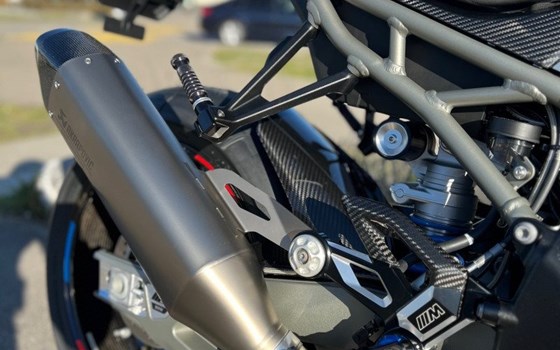Neufahrzeug BMW M 1000 RR - Bild 7