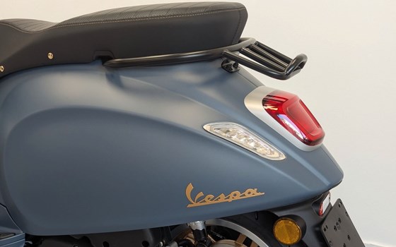 Neufahrzeug Vespa Primavera 125 Officina 8 - Bild 11