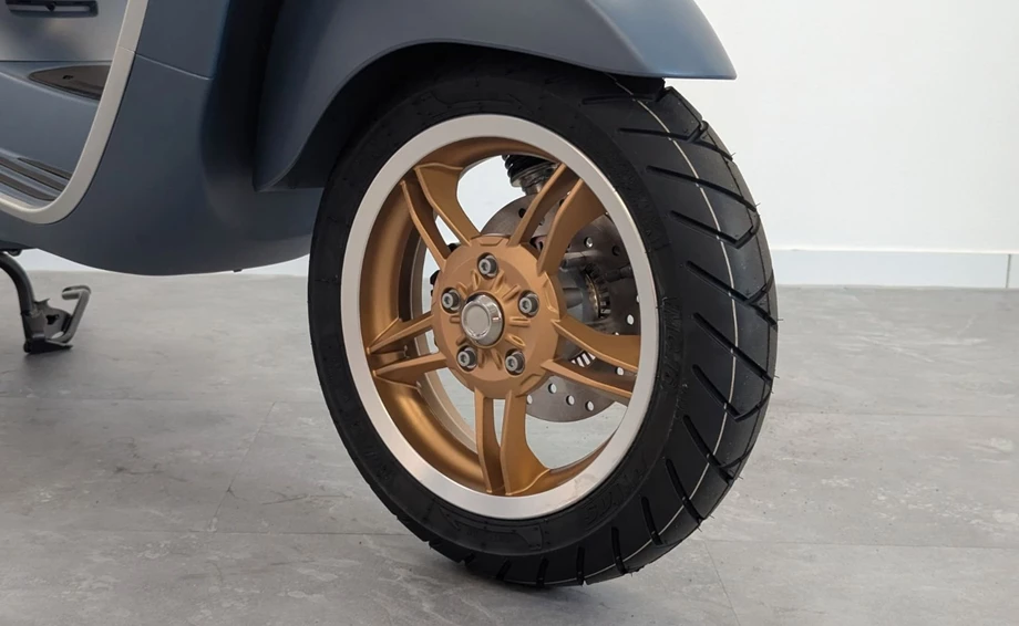 Angebot Vespa Primavera 125 Officina 8 Bild 7: Angebot Vespa Primavera 125 Officina 8