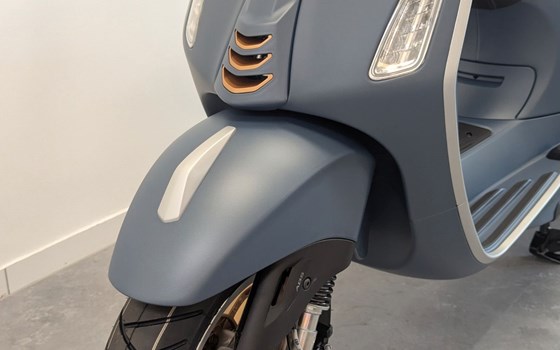 Neufahrzeug Vespa Primavera 125 Officina 8 - Bild 8