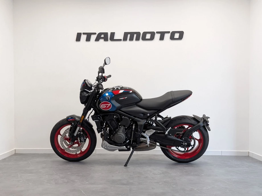 Angebot Triumph Trident 660 Triple Tribute Bild 3: Angebot Triumph Trident 660 Triple Tribute