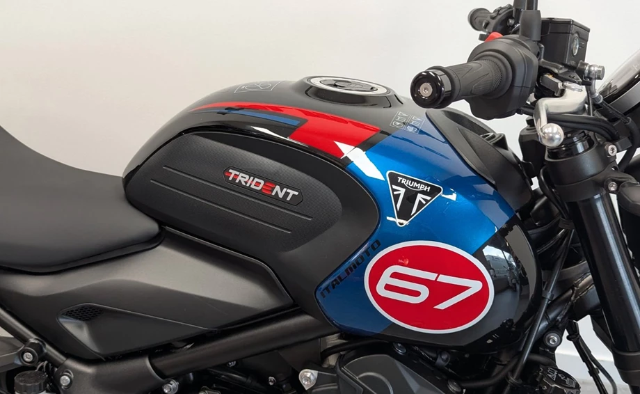 Angebot Triumph Trident 660 Triple Tribute Bild 7: Angebot Triumph Trident 660 Triple Tribute