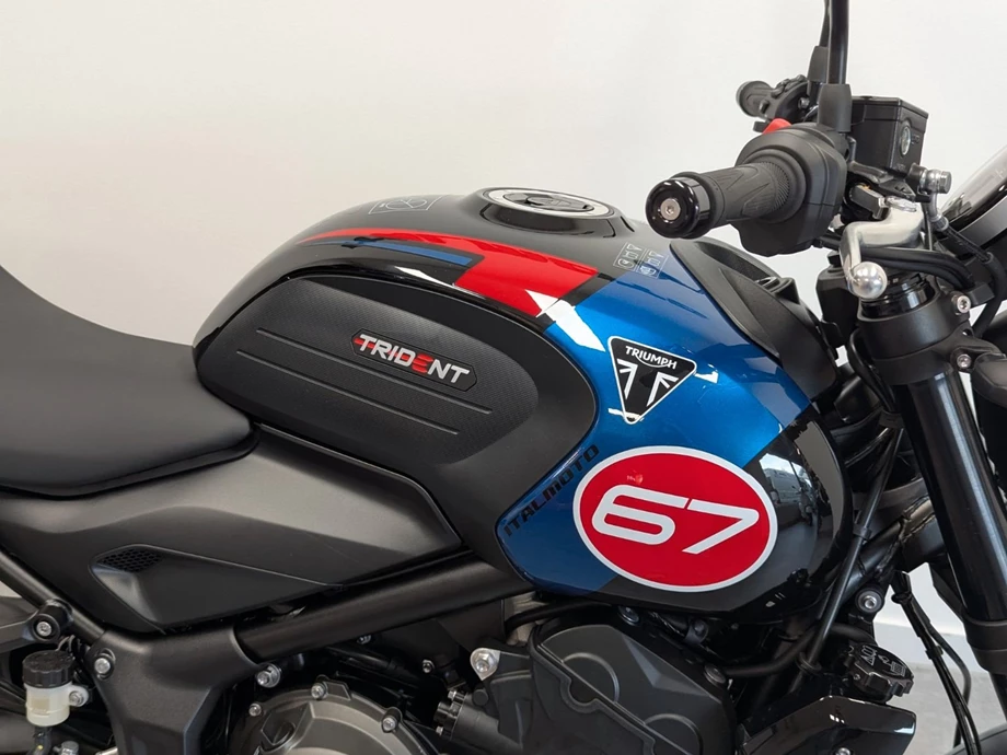 Angebot Triumph Trident 660 Triple Tribute Bild 7: Angebot Triumph Trident 660 Triple Tribute