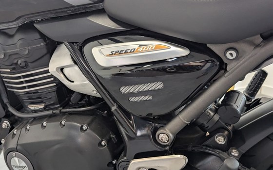Gebrauchtmotorrad Triumph Speed 400 - Bild 10