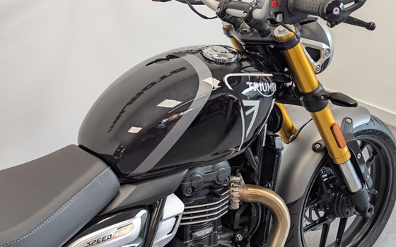 Gebrauchtmotorrad Triumph Speed 400 - Bild 8