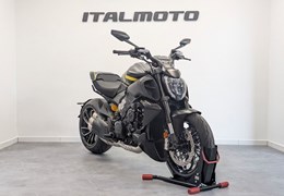 Neumotorrad Ducati Diavel V4