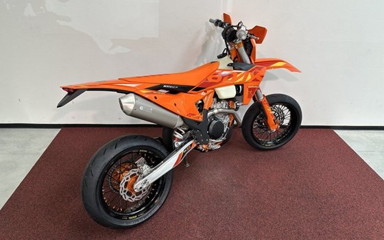 Neufahrzeug KTM 500 EXC-F SIX DAYS - Bild 8