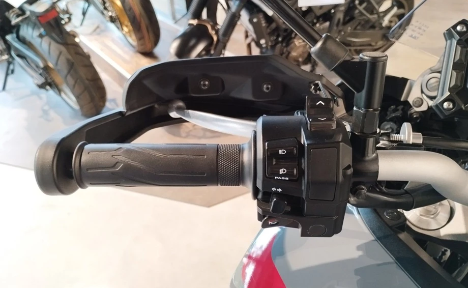 Angebot Yamaha Tracer 900 Bild 13: Angebot Yamaha Tracer 900