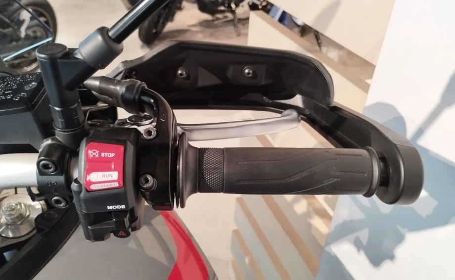 Angebot Yamaha Tracer 900 Bild 14: Angebot Yamaha Tracer 900