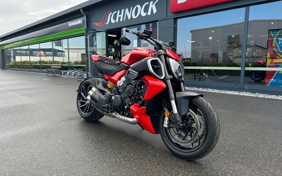 Gebrauchtmotorrad Ducati Diavel V4 - Bild 1