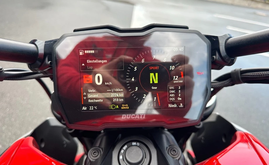 Angebot Ducati Diavel V4 Bild 11: Angebot Ducati Diavel V4