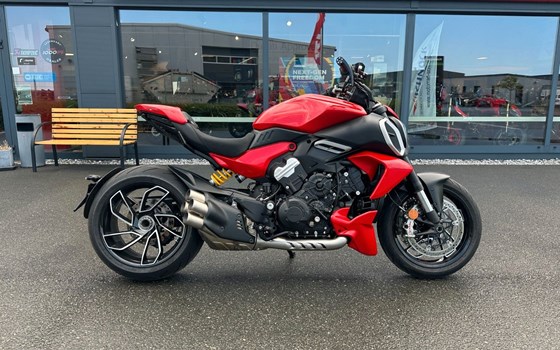 Gebrauchtmotorrad Ducati Diavel V4 - Bild 8