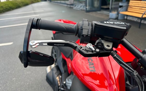 Gebrauchtmotorrad Ducati Diavel V4 - Bild 9