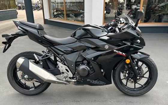 Gebrauchtmotorrad Suzuki GSX250R - Bild 1