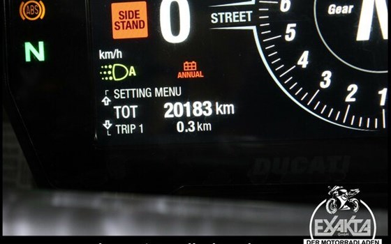 Gebrauchtmotorrad Ducati Panigale V4 S - Bild 12