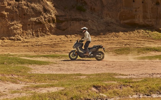 Neufahrzeug Sym ADX 400 TG - Bild 5